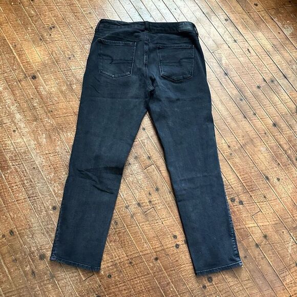 American Eagle black distressed normcore 10 short skinny jeans - Picture 4 of 4